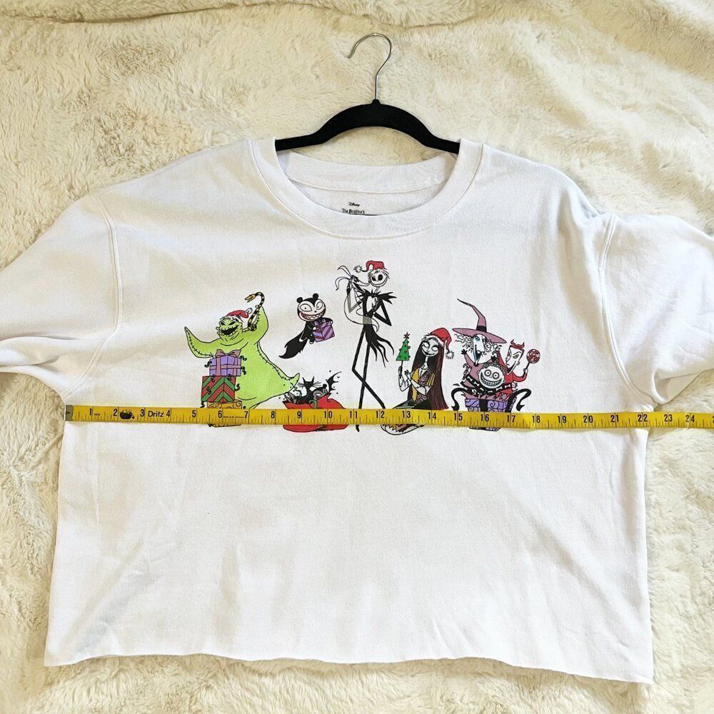 Disney The Nightmare Before Christmas Cropped Sweatshirt NWOT Size XL - Picture 4 of 6